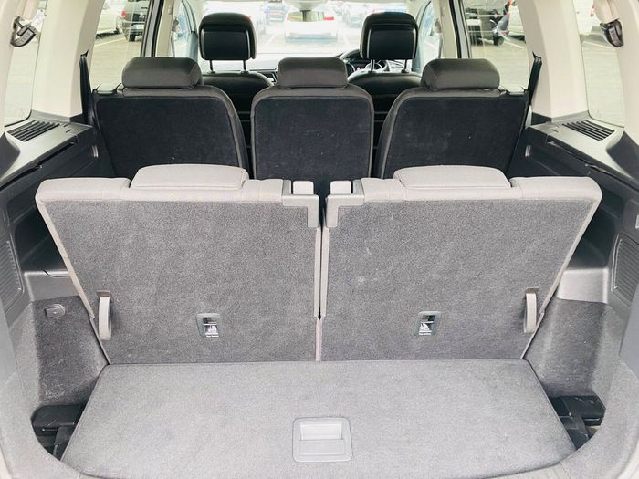 Volkswagen Touran 2021