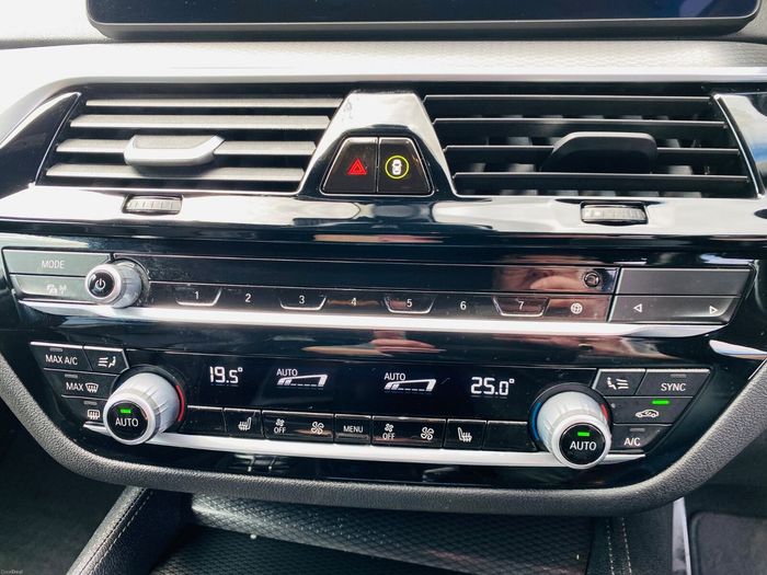 BMW 5 Series 2023