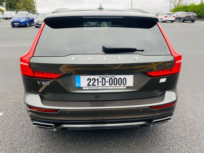 Volvo V60 2022