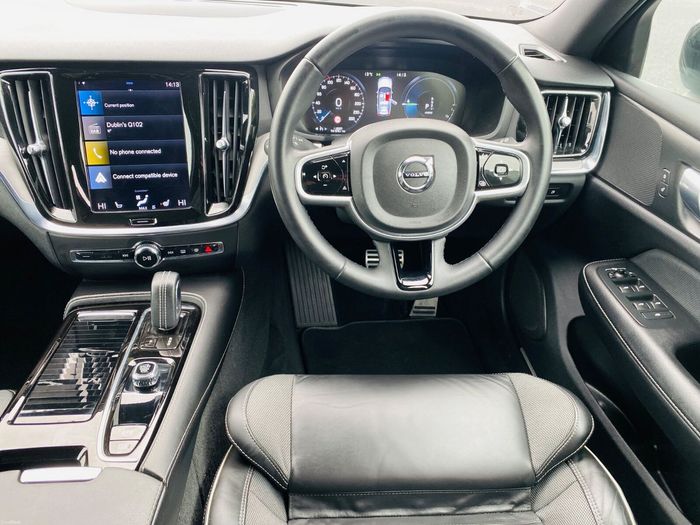 Volvo V60 2022