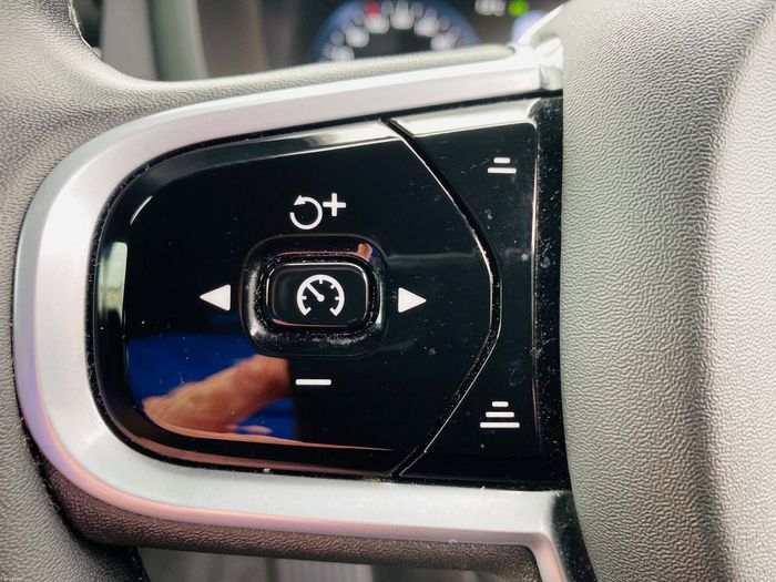 Volvo V60 2022