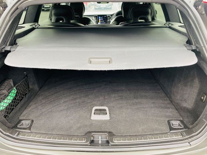 Volvo V60 2022