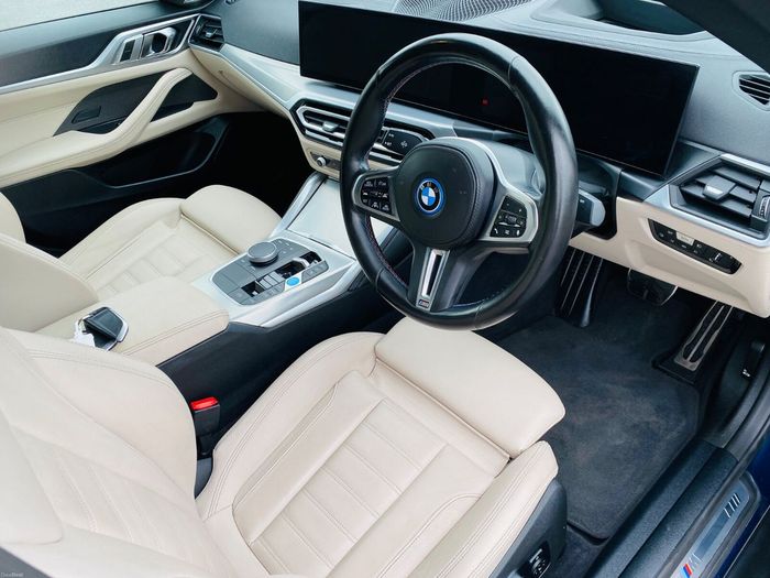 BMW i4 2023