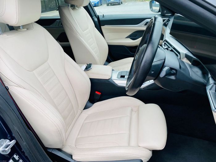 BMW i4 2023