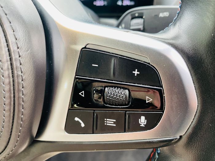 BMW i4 2023