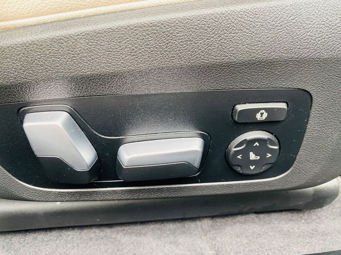 BMW i4 2023