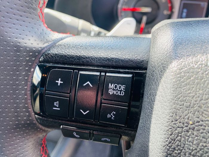 Toyota HiLux 2023