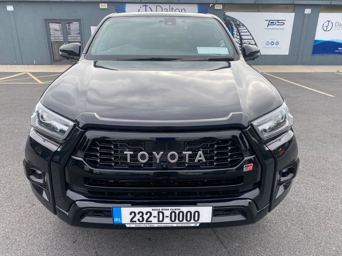 Toyota HiLux 2023