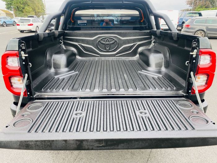 Toyota HiLux 2023