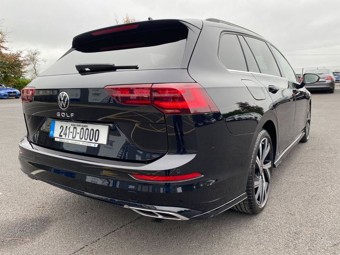 Volkswagen Golf 2024