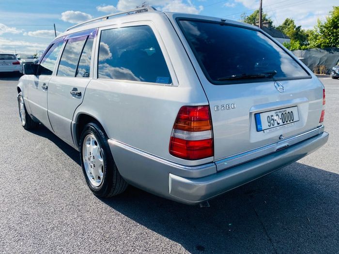 Mercedes-Benz E-Class 1995