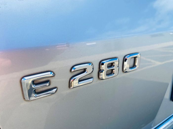 Mercedes-Benz E-Class 1995