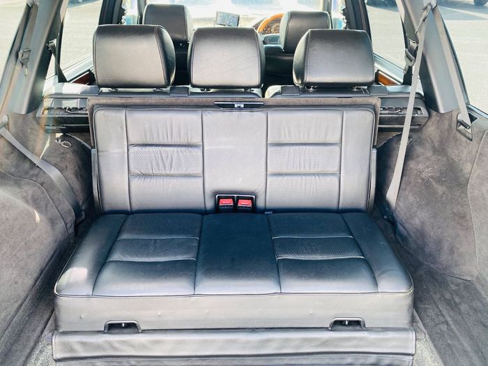 Mercedes-Benz E-Class 1995
