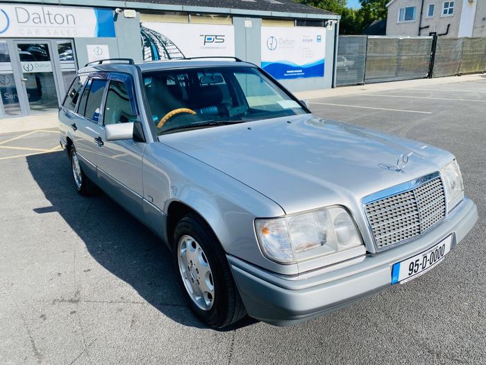 Mercedes-Benz E-Class 1995