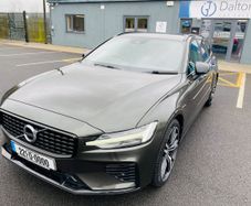 Volvo V60 2022
