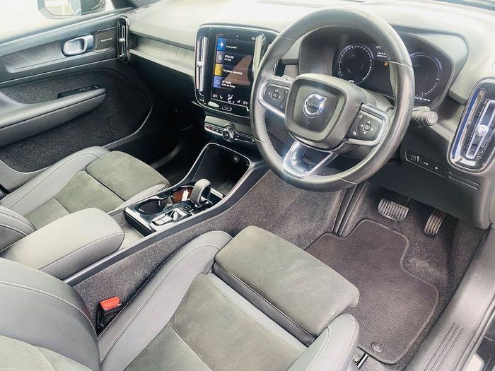 Volvo XC40 2023