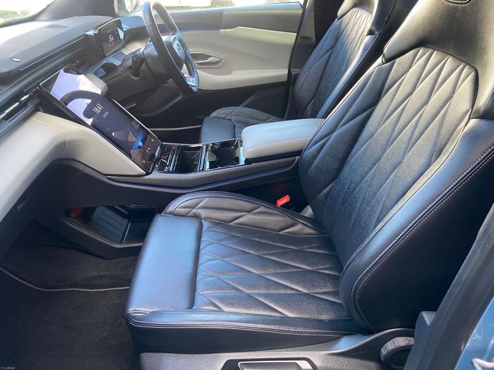 Ford Explorer 2025
