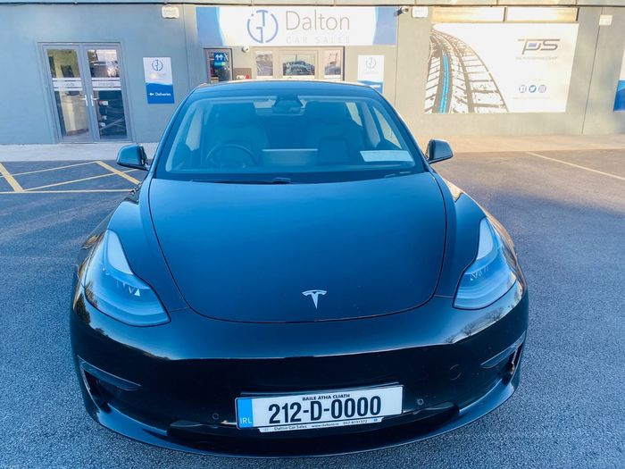 Tesla Model 3 2021