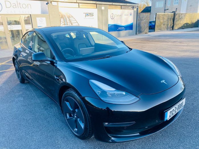 Tesla Model 3 2021