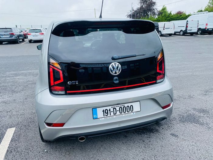 Volkswagen Up! 2019