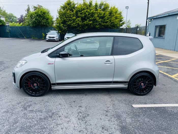 Volkswagen Up! 2019
