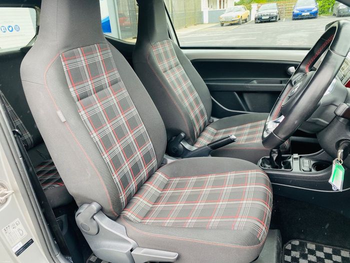 Volkswagen Up! 2019