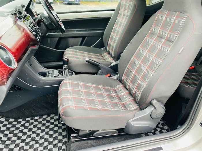 Volkswagen Up! 2019