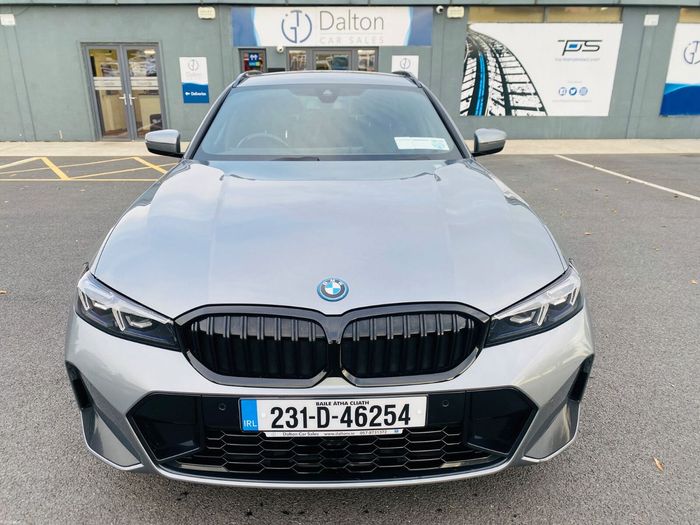 BMW 3 Series 2023