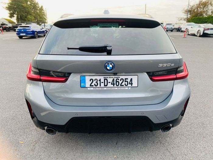 BMW 3 Series 2023