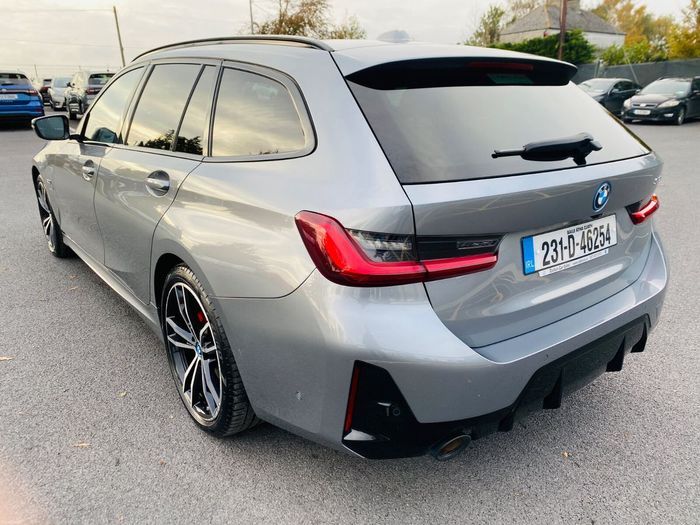 BMW 3 Series 2023