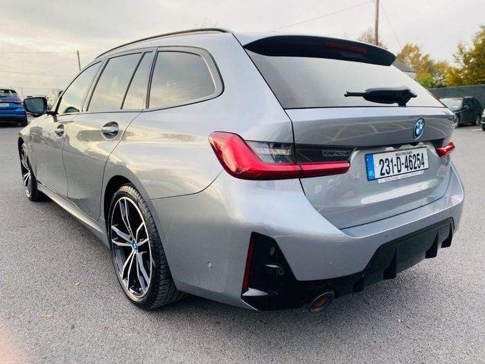 BMW 3 Series 2023