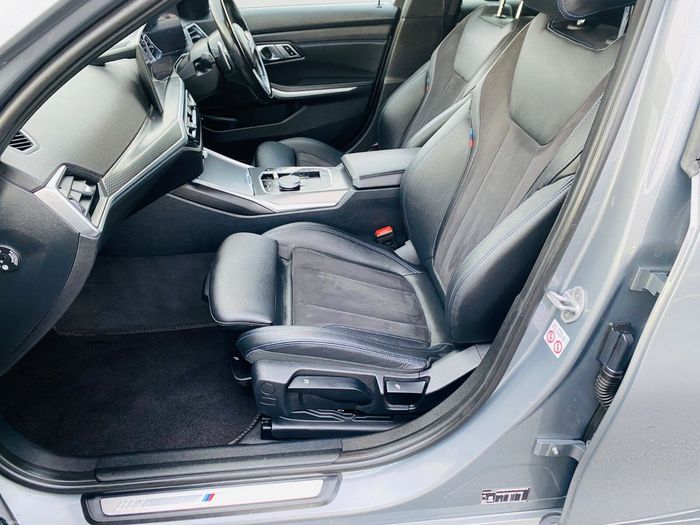 BMW 3 Series 2023