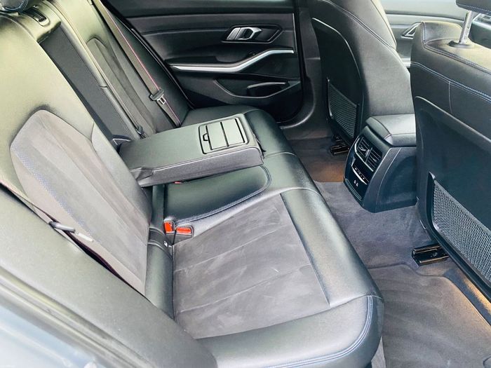 BMW 3 Series 2023