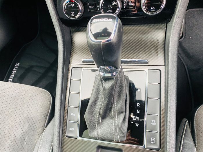 Skoda Superb 2022