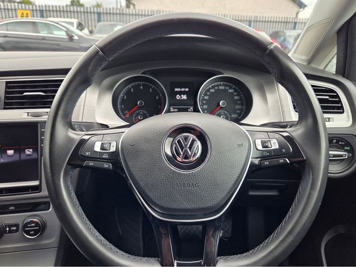 Volkswagen Golf 2016