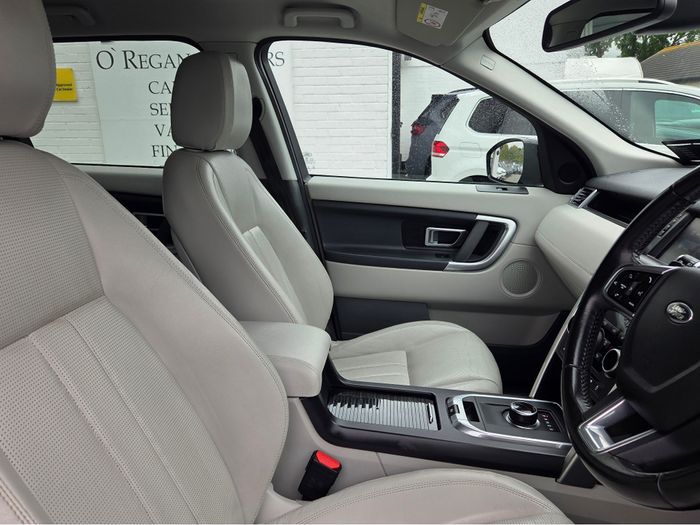 Land Rover Discovery Sport 2017
