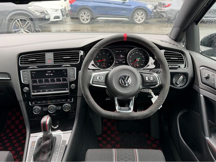 Volkswagen Golf 2016