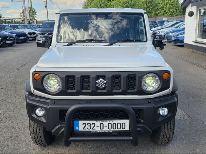 Suzuki Jimny 2023