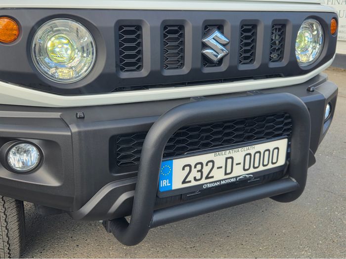 Suzuki Jimny 2023