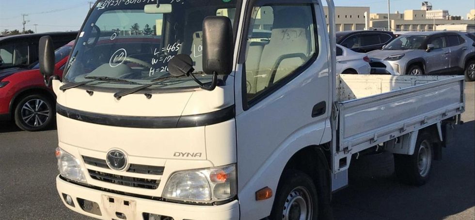 Toyota Dyna 2015