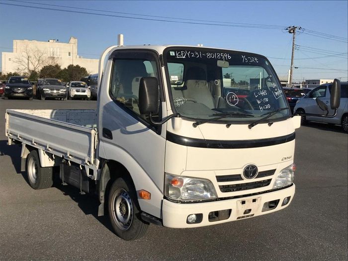 Toyota Dyna 2015
