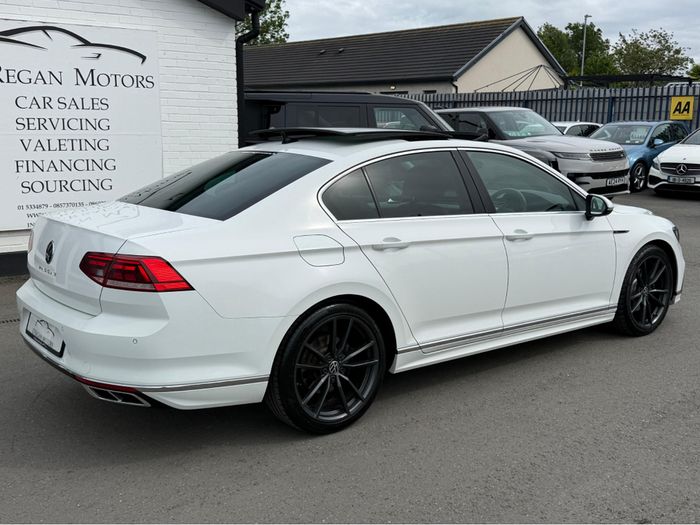 Volkswagen Passat 2022