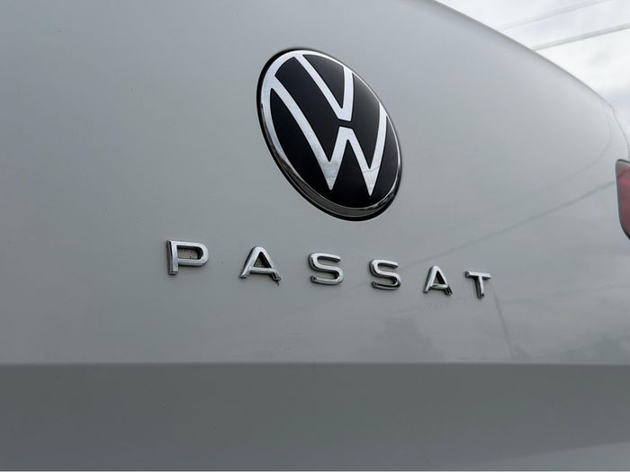 Volkswagen Passat 2022