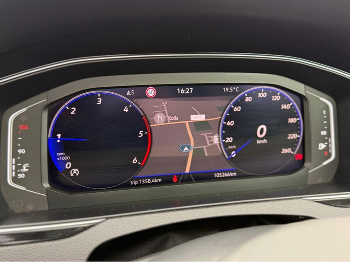 Volkswagen Passat 2022