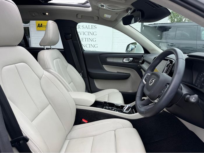 Volvo XC40 2021