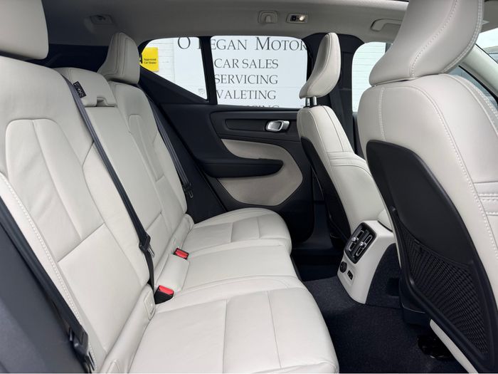 Volvo XC40 2021