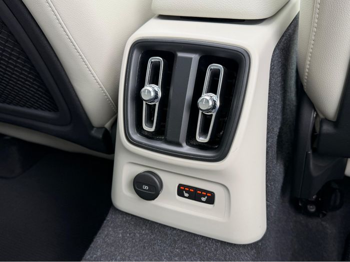 Volvo XC40 2021