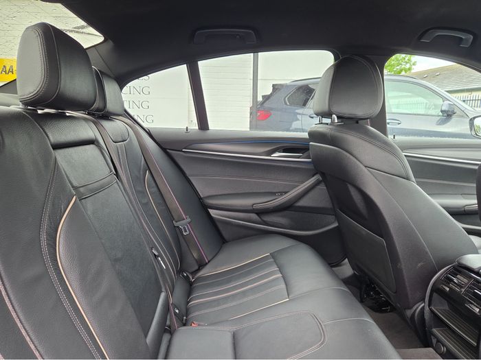 BMW 5 Series 2021