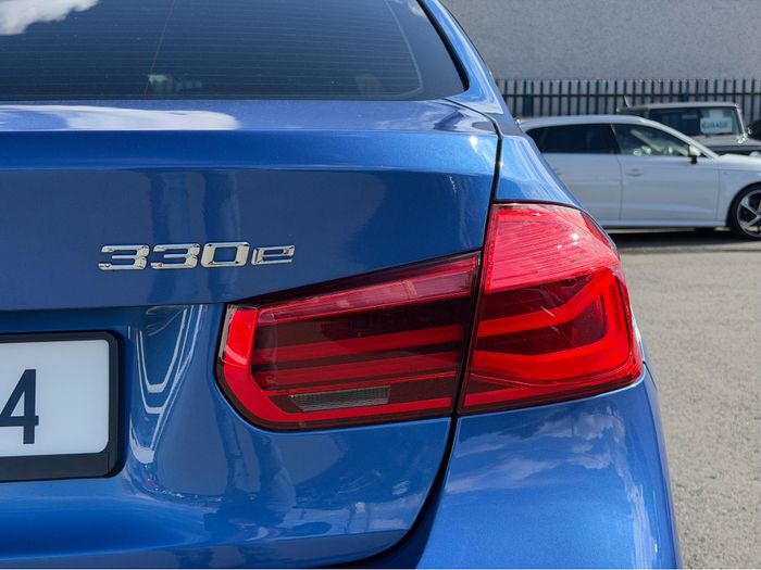 BMW 3 Series 2018