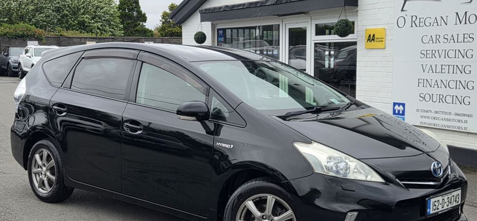 Toyota PRIUS+ 2015